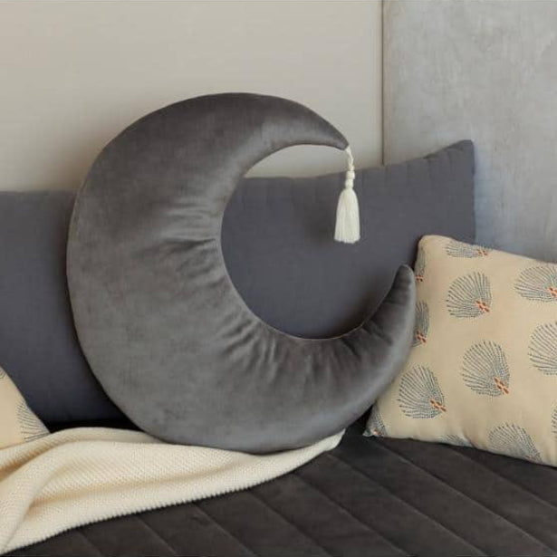 Pierrot cushion • velvet slate grey
