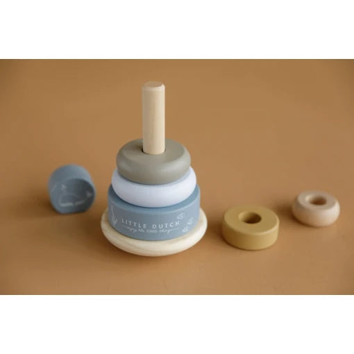 Rocking ring stacker Ocean