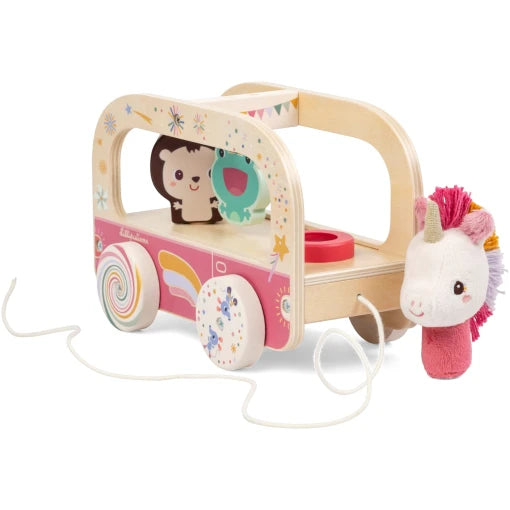 Magical wooden bus – Lena the Unicorn