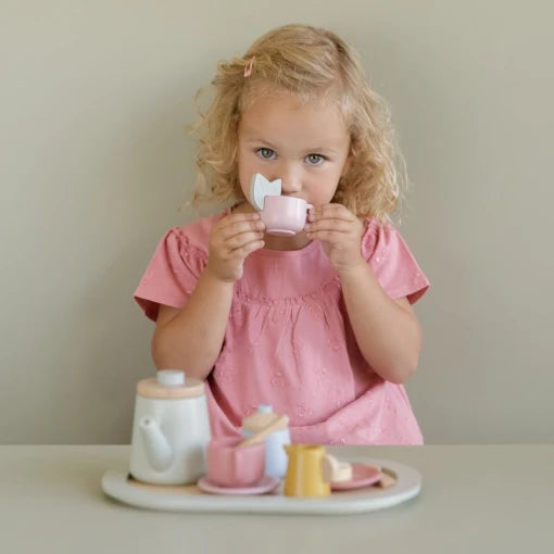 Wooden tea service set