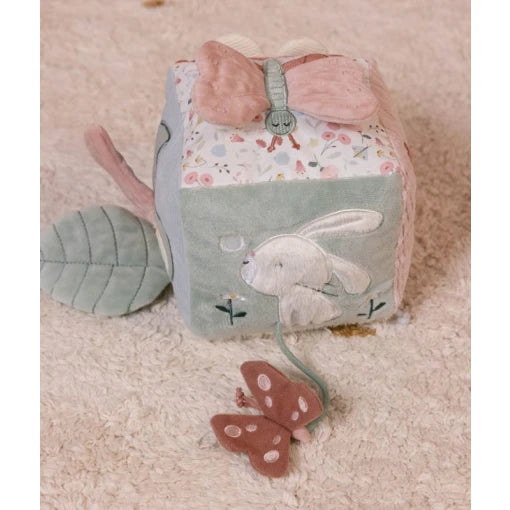 Activity cube Flowers & Butterflies