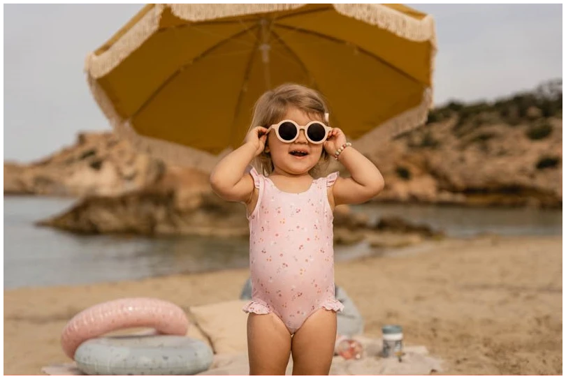 Bathsuit ruffles Little Pink Flowers 3-4yrs