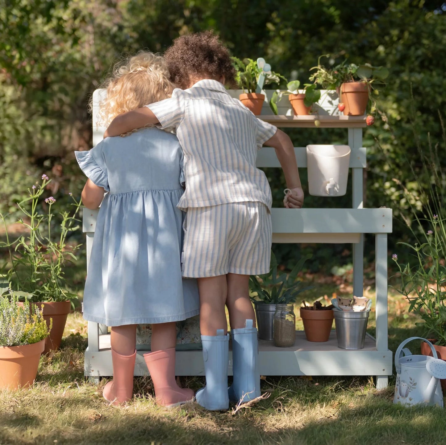 Oudoor Mud Kitchen