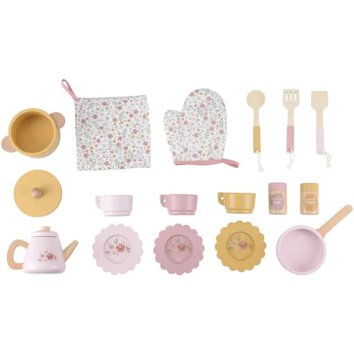 Wooden play kitchen – Pink