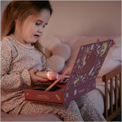 Stories Projector flashlight