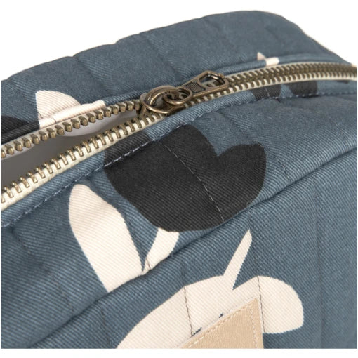 HYDE PARK. Waterproof vanity case- Blue black tulips