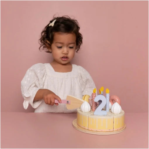 Wooden birthday cake Pink