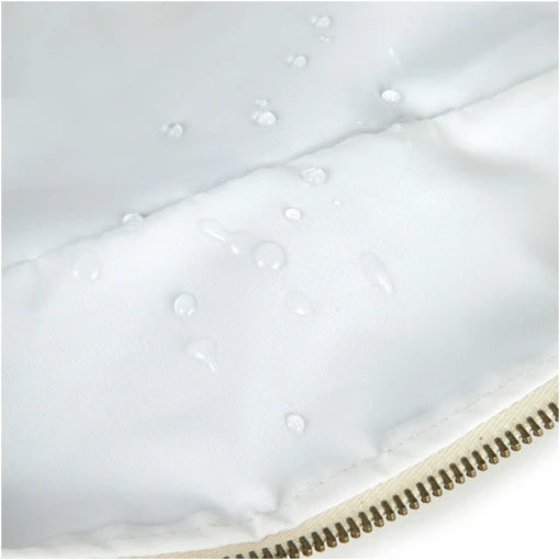 HYDE PARK. Waterproof vanity case- Blue black tulips