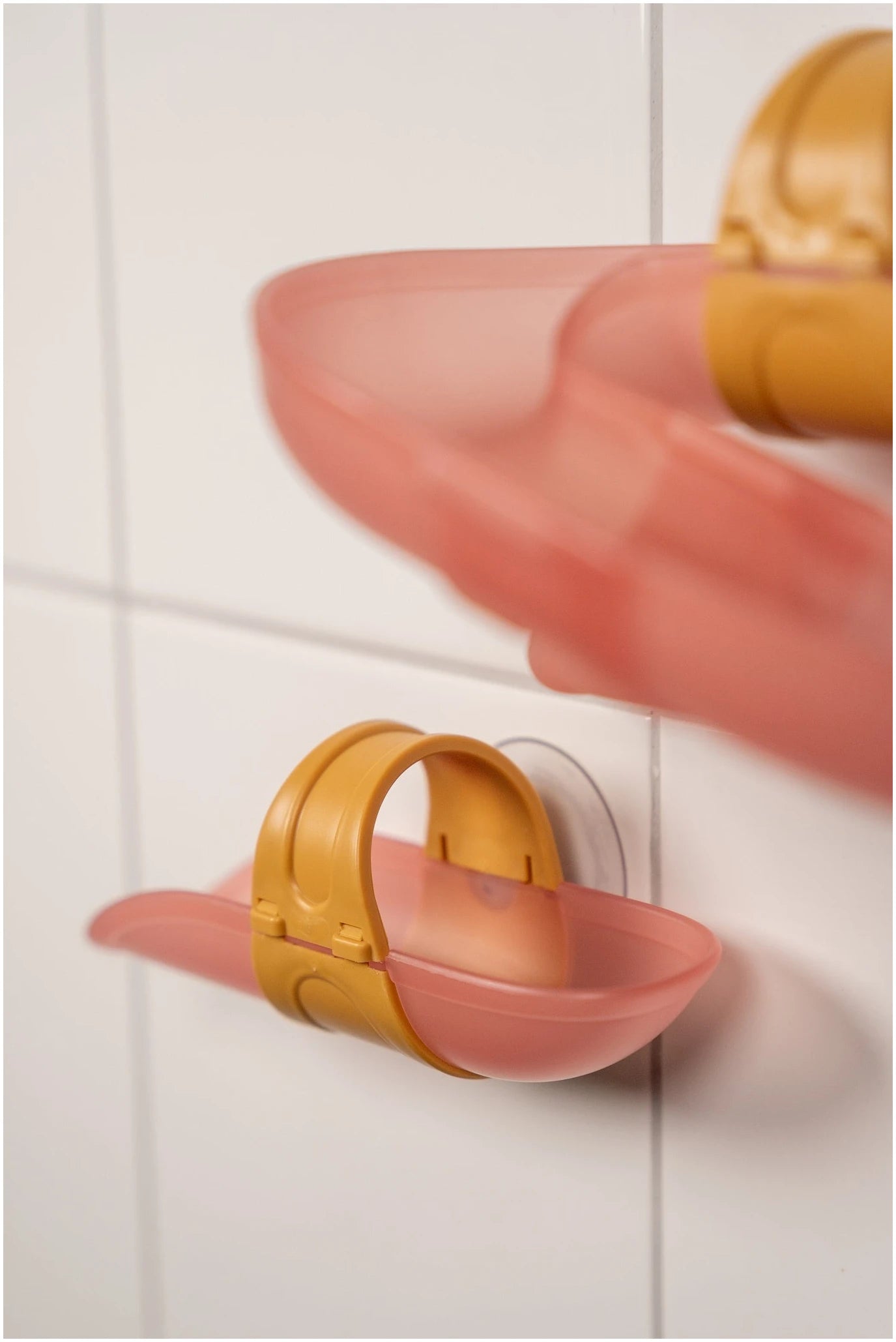 Bathtub ball track Pink