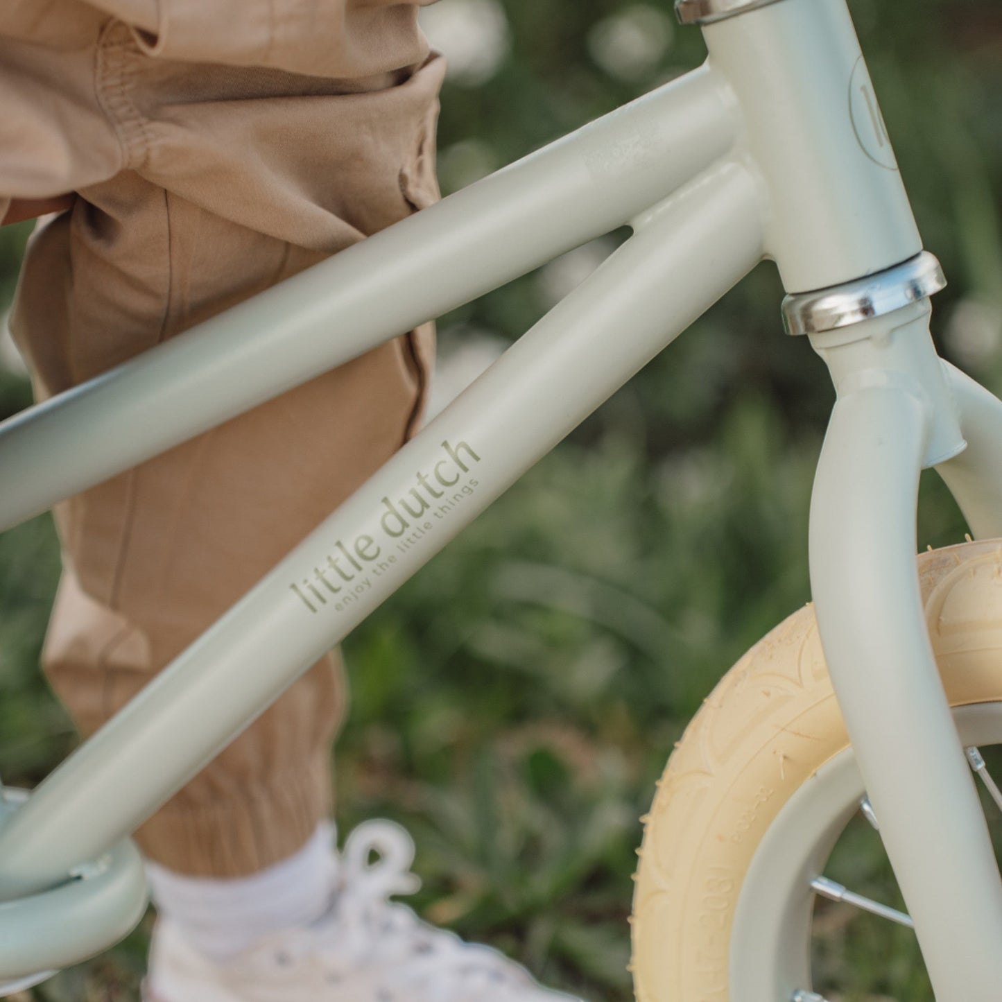 Metal balance bike Green matte