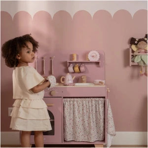 Wooden play kitchen – Pink