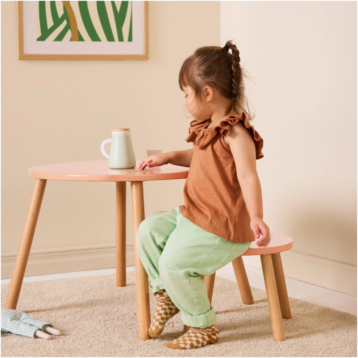 Stool and table set apricot