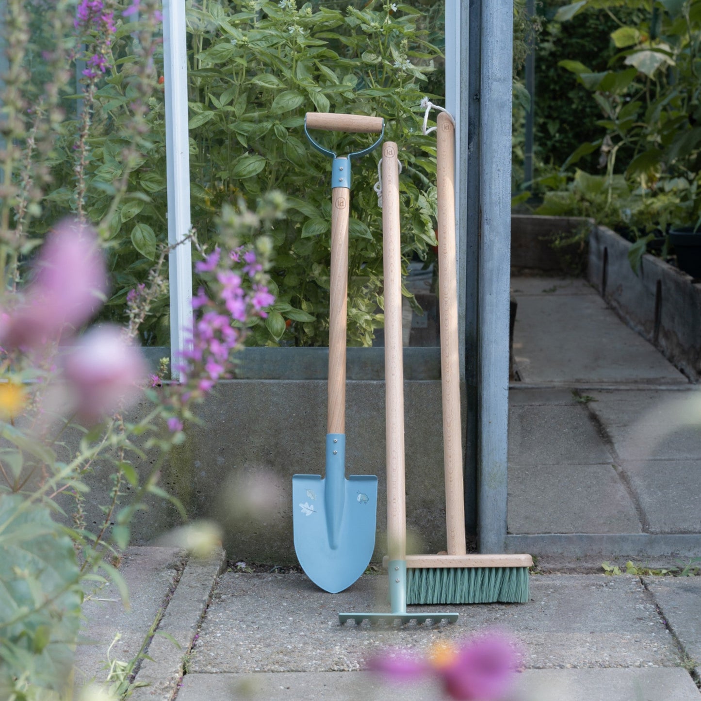 Children's garden broom Forest Friends