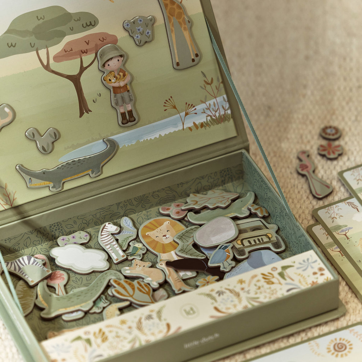 Magnetic game board Safari animals