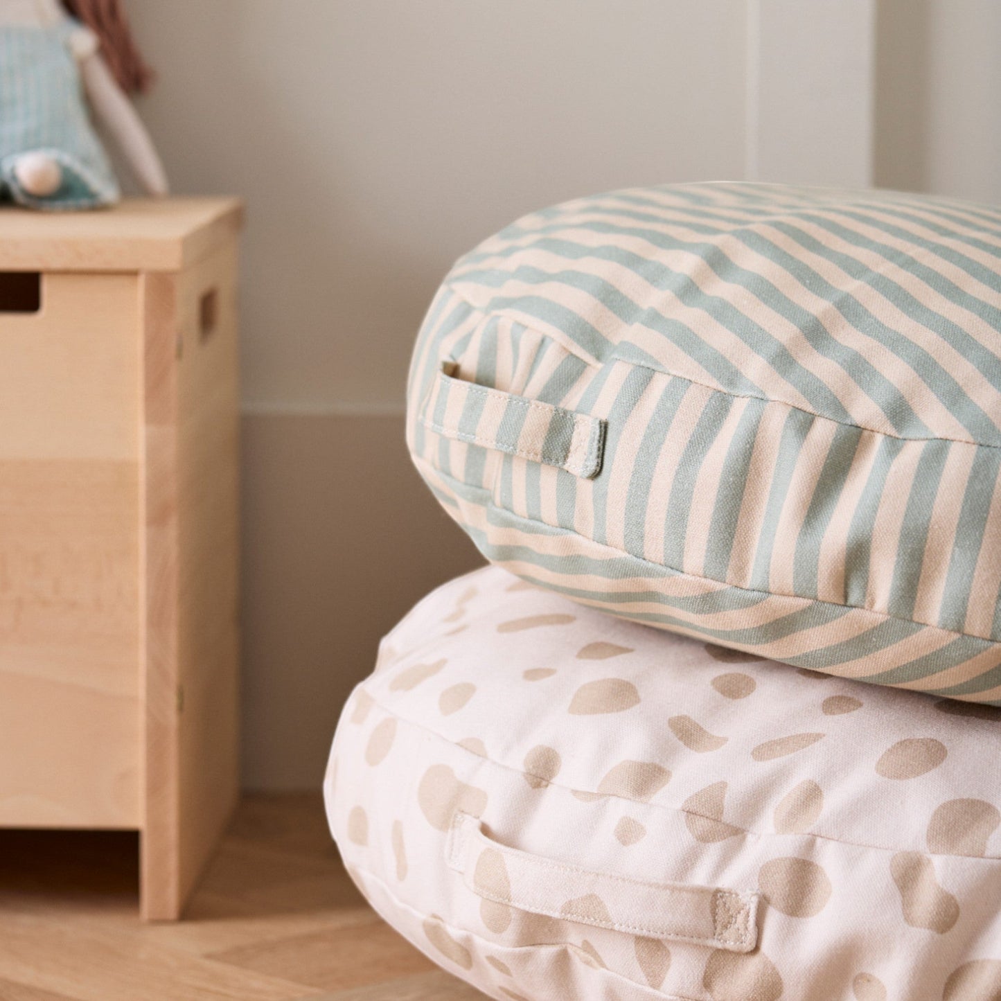 Floor cushion 60cm stripe