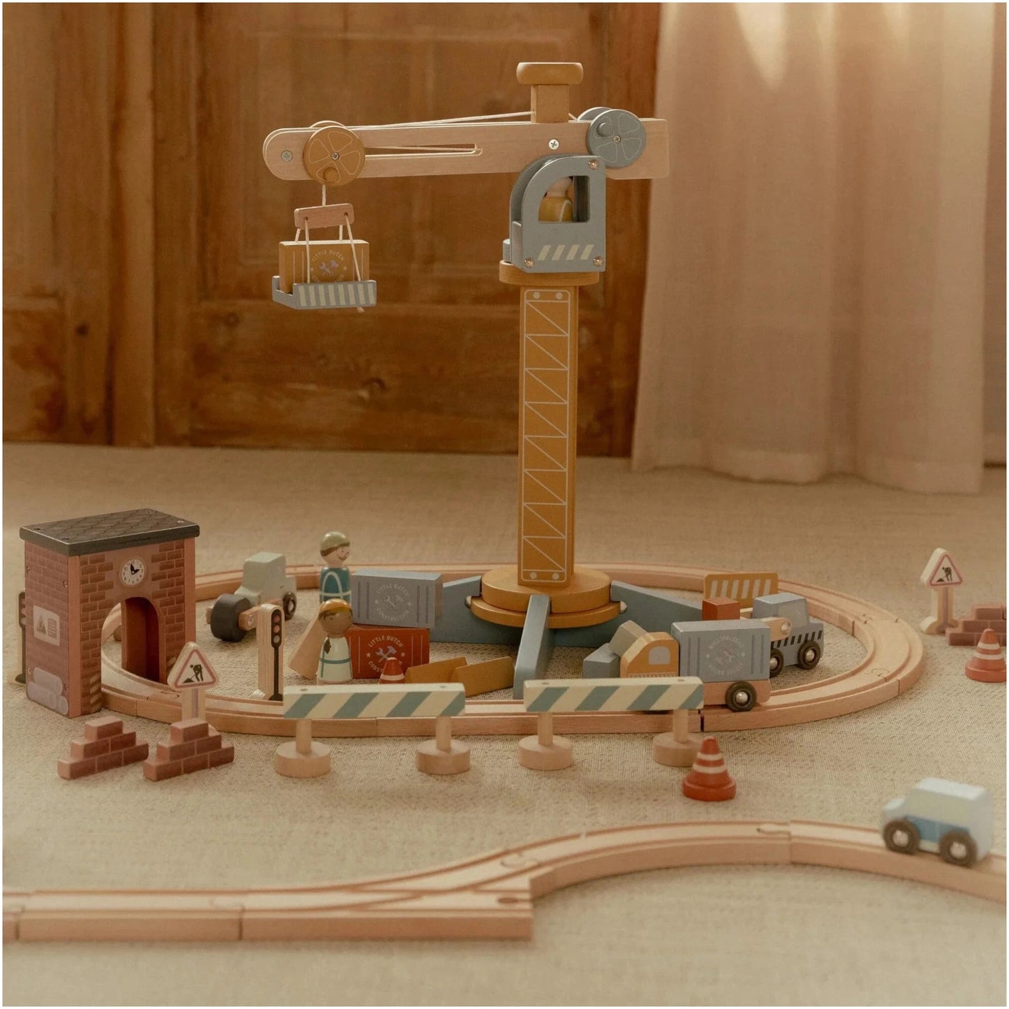 Wooden crane set