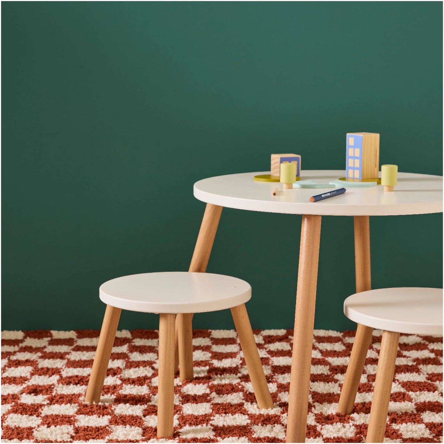 Stool and table set white