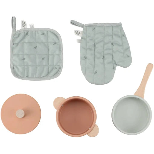 Wooden play kitchen – Limited edition