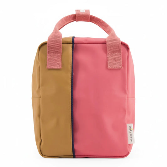 Small backpack vertical – watermelon pink | caramel fudge