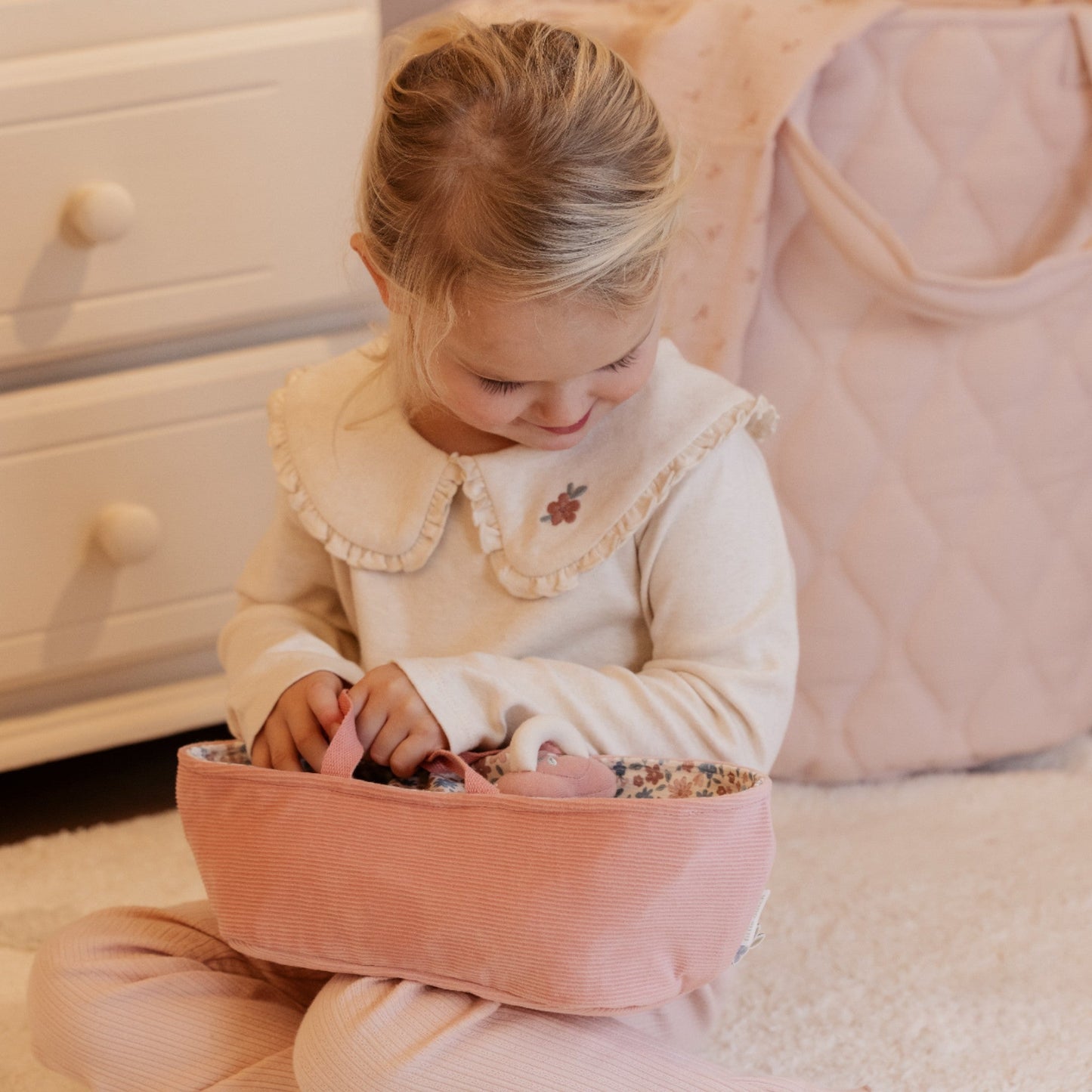 Baby doll in basket Rosa 30 cm