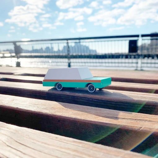 Teal Wagon – Candylab