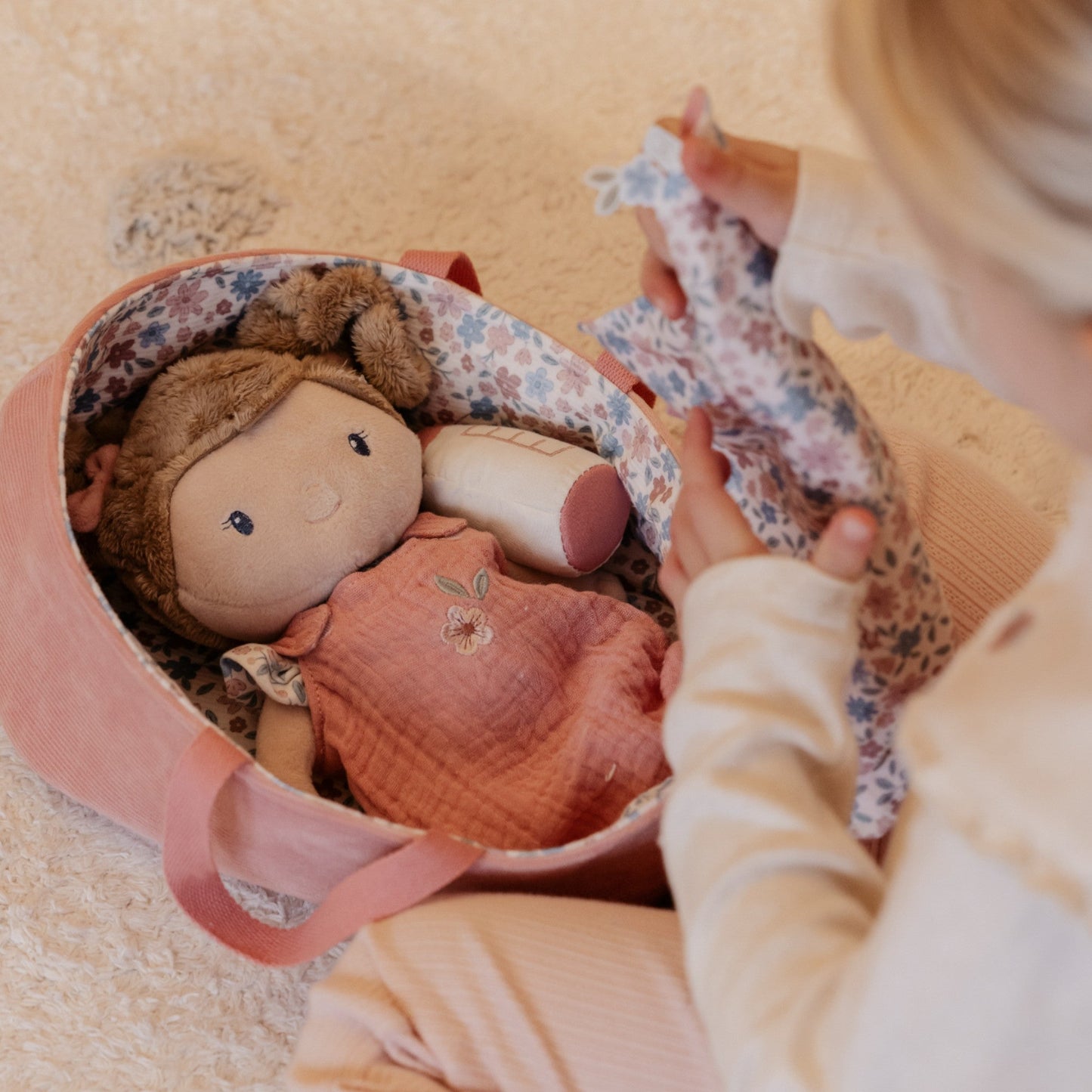 Baby doll in basket Rosa 30 cm