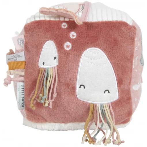 Soft activity cube Ocean Pink