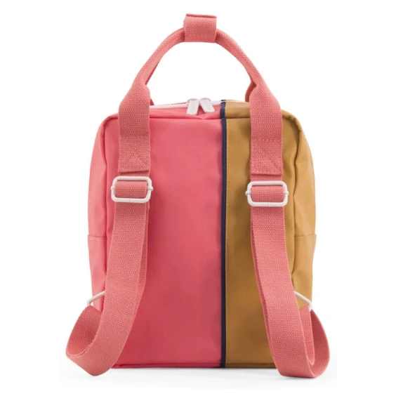 Small backpack vertical – watermelon pink | caramel fudge