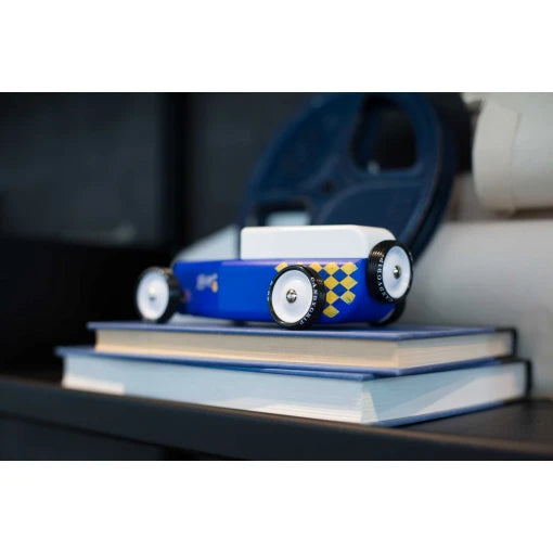 Harlequin – Outlaw Hotrod