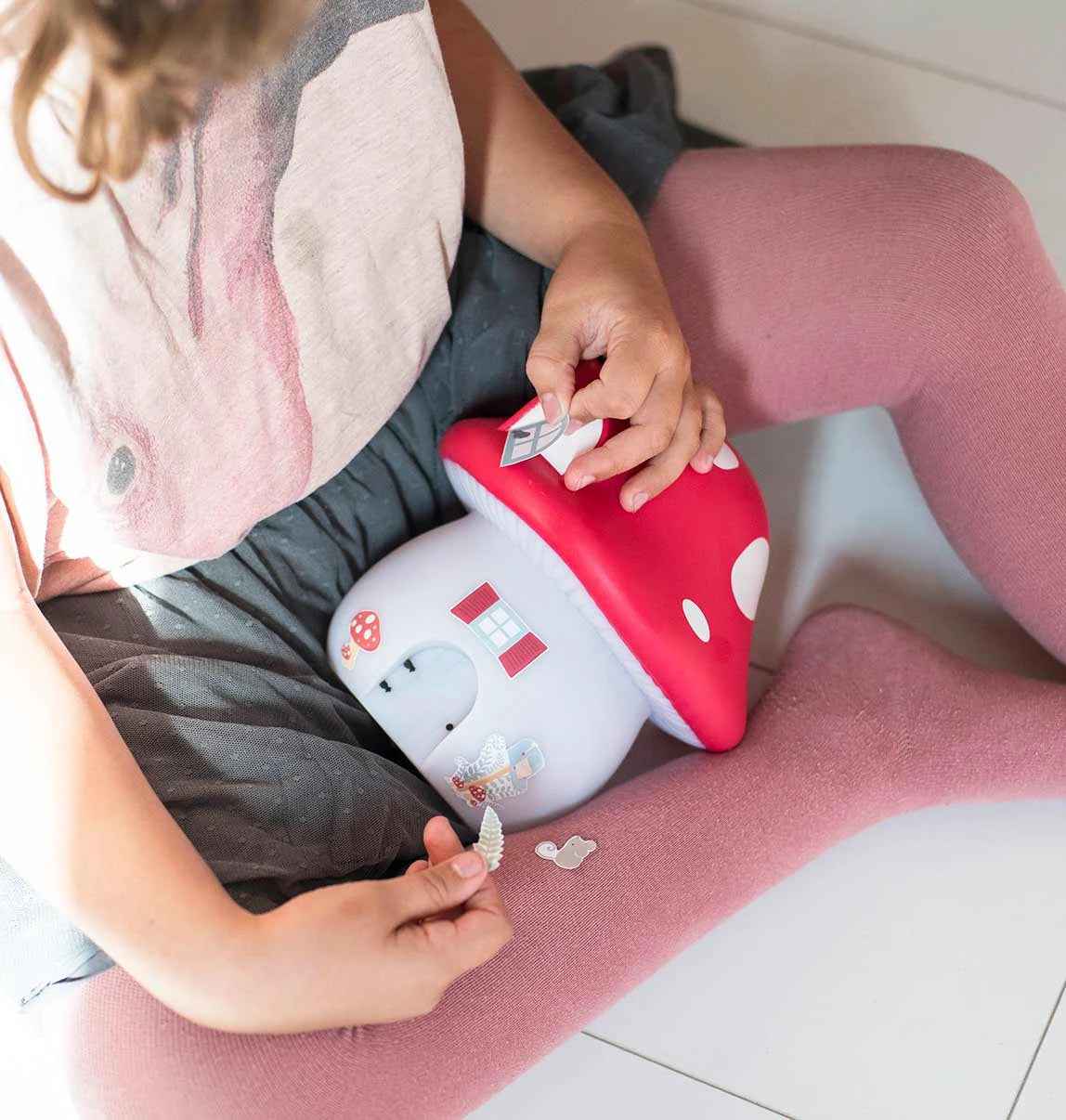 Night light: Mushroom house – forest