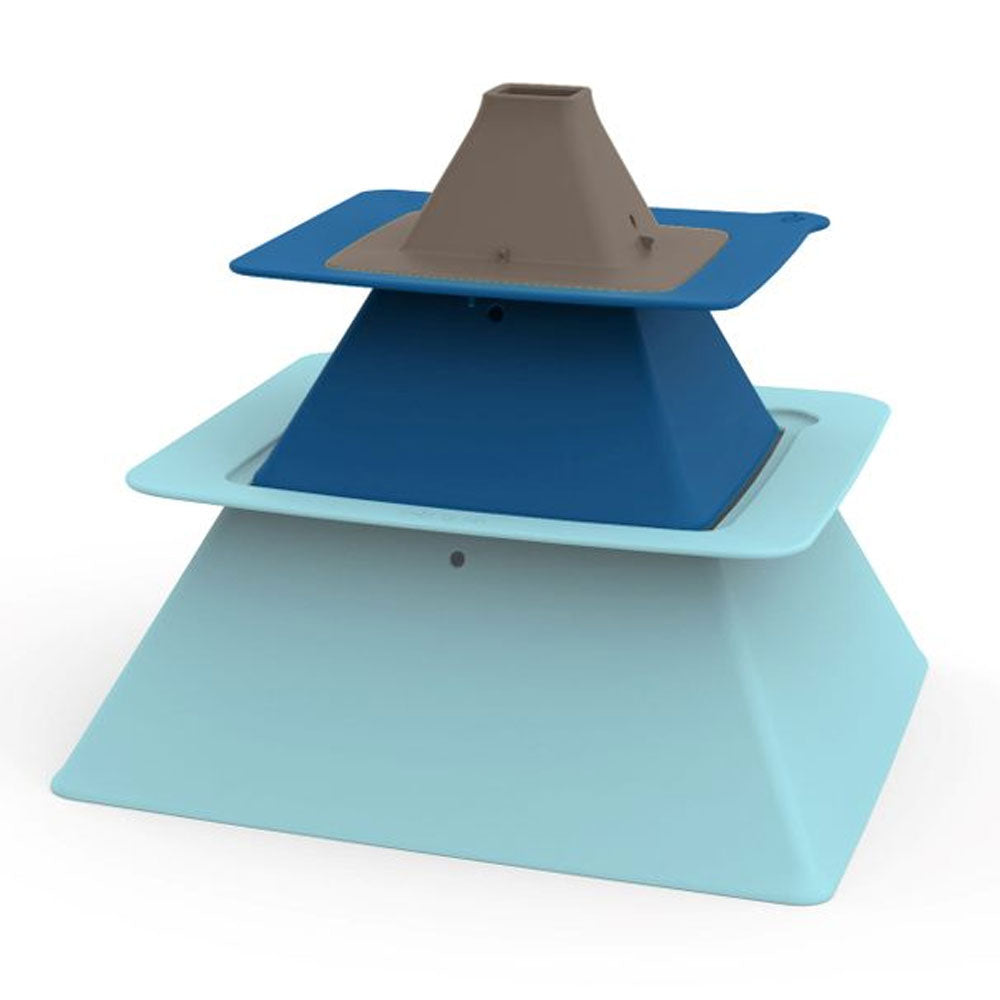 Pyramid Sand Builder