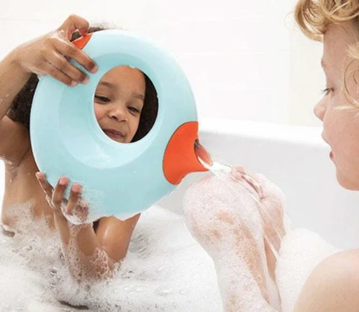 1L watering can Cherry