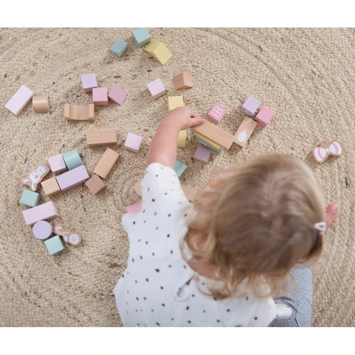 Building blocks in bucket