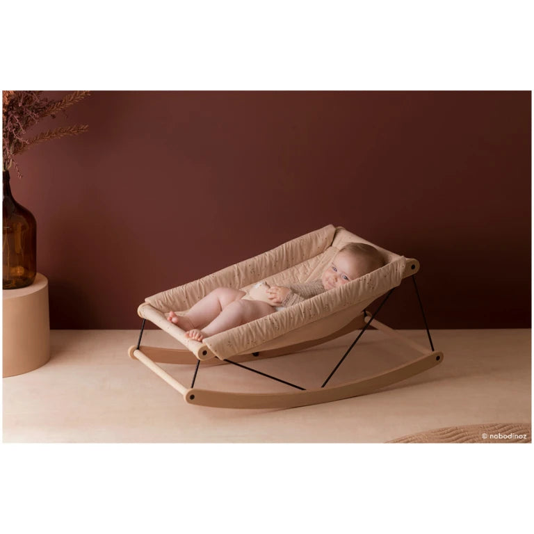 Growing Green baby bouncer • willow dune