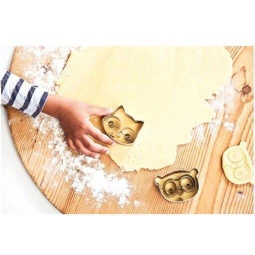 LITTLE CHEF. Alice cookie cutters