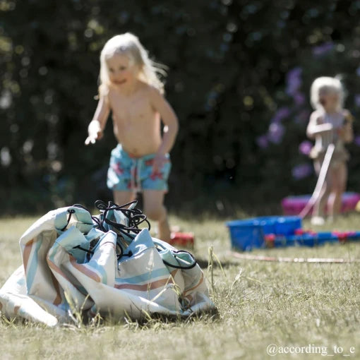 Outdoor Play Mat – Stripes