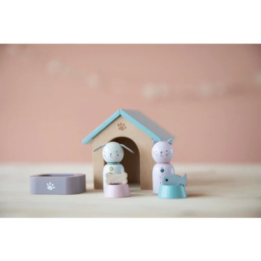 Wooden Pet Set