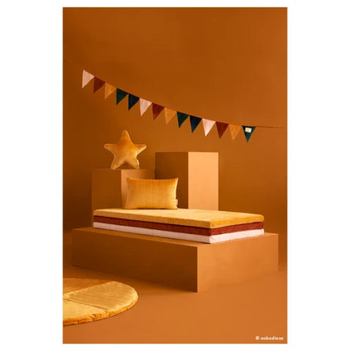 Savanna velvet garland • Sunset